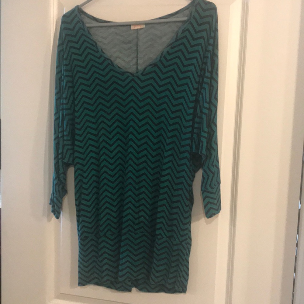 Chevron dolman Stitch Fix top